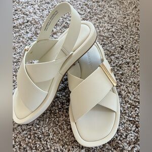 Charles & Keith Crossover-Strap Slingback Sandals Brandnew-Fitted only